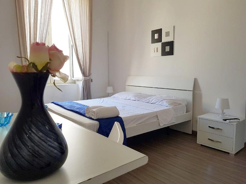 Deluxe B&B Napoli Central Station Exteriér fotografie